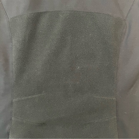 Columbia Black Titanium Vest women’s M - Picture 4 of 6